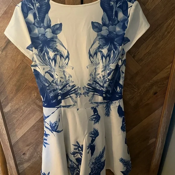 Stylestalker Skater Dress - Picture 4 of 4